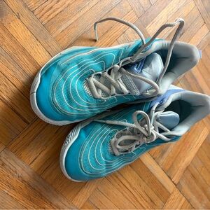 Nike Kids Teal and Gray Sneakers